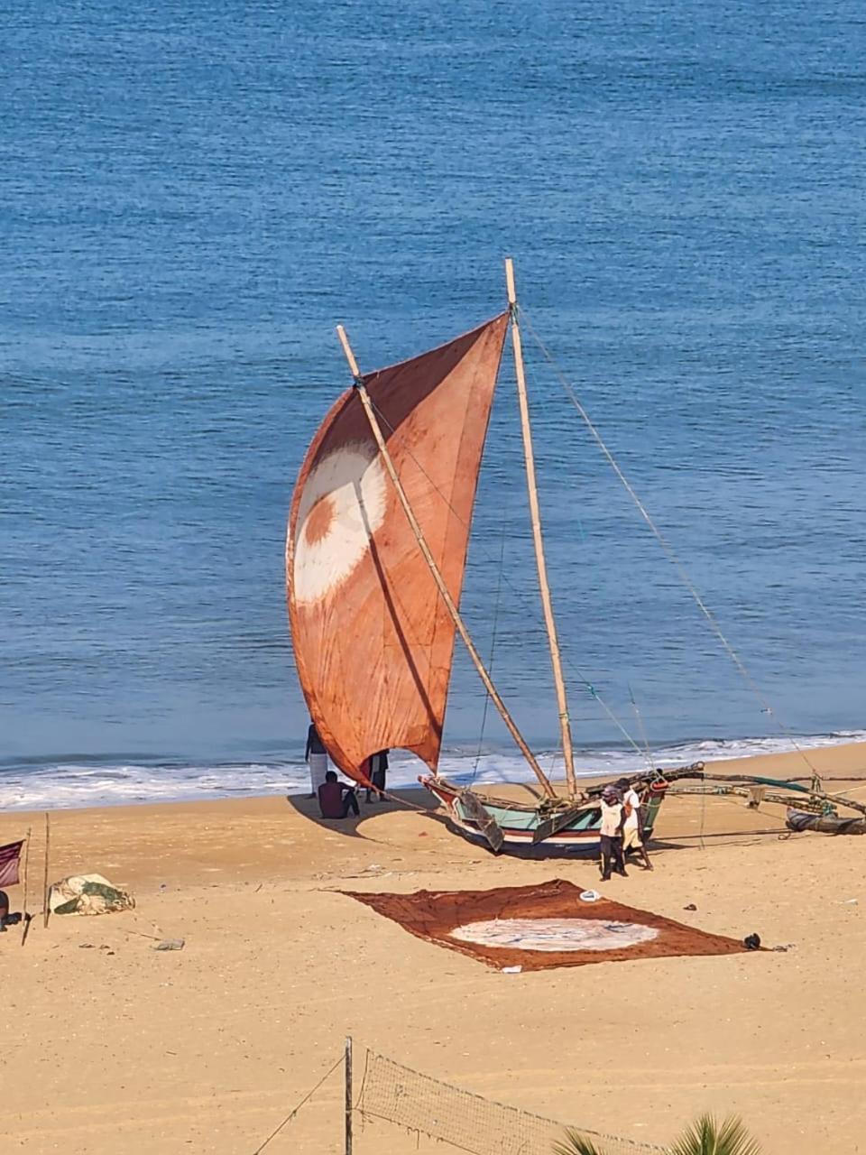 Ruvisha Beach Hotel Negombo Exterior foto