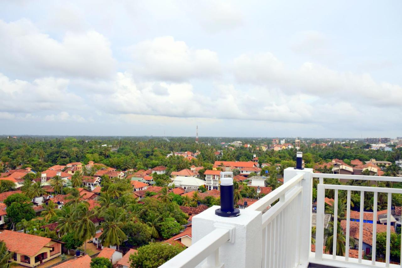 Ruvisha Beach Hotel Negombo Exterior foto